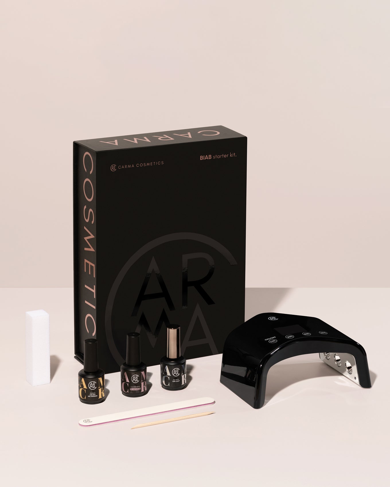 BIAB luxe kit Oh Naturelle met lamp in zwarte gift box van Carma Cosmetics